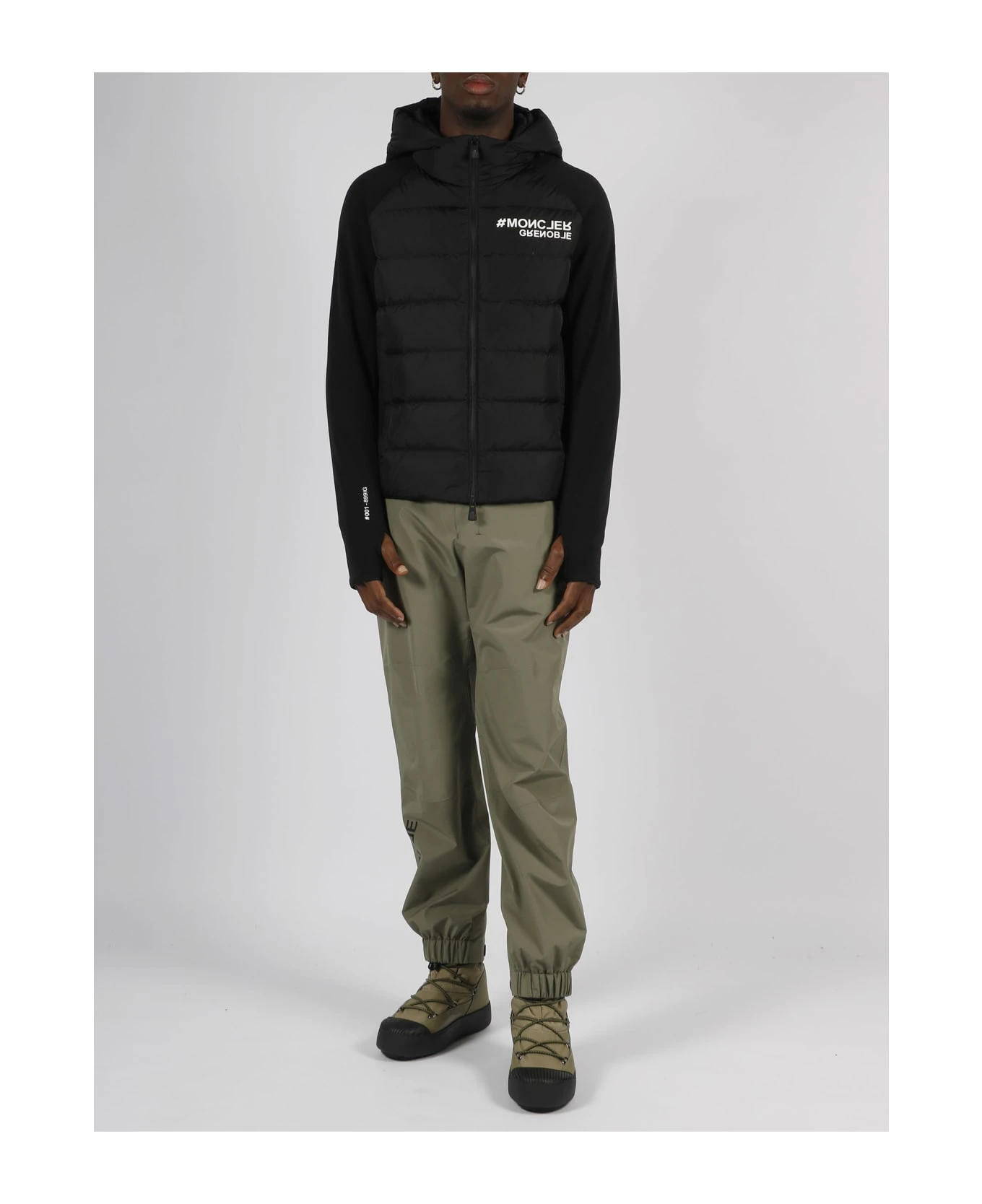 Gore-tex Trousers Gore-tex Trousers -Italist Clothing Sale 28df87d883bdd716e5484102f228b100 1