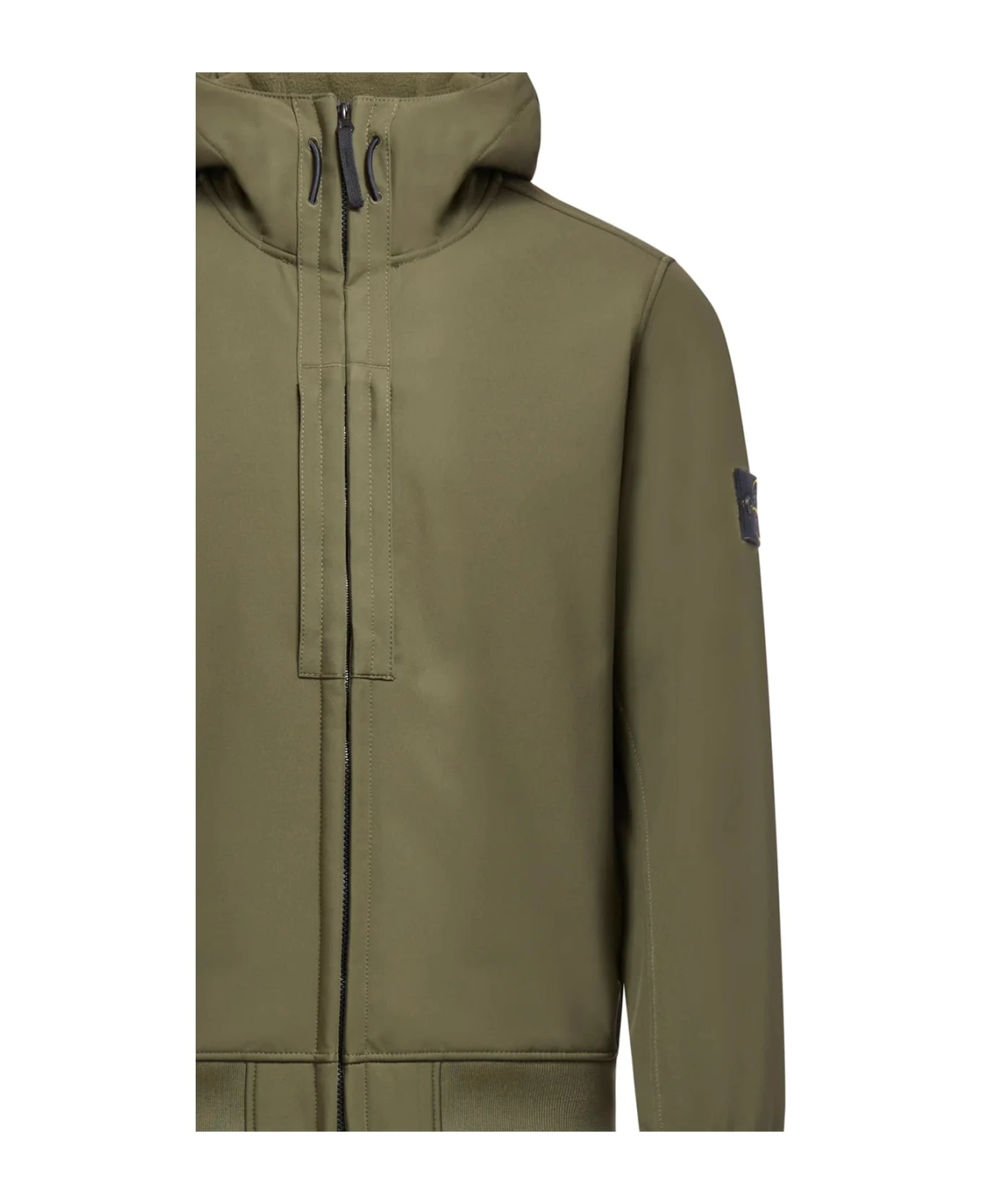 Soft Shell-r_e.dye Technology Jacket In Green Recycled Polyester Stone Island Soft Shell-r_e.dye Technology Jacket In Green Recycled Polyester -Italist Clothing Sale 3461d88a11c57cbf2bfbbe54a18b45d7