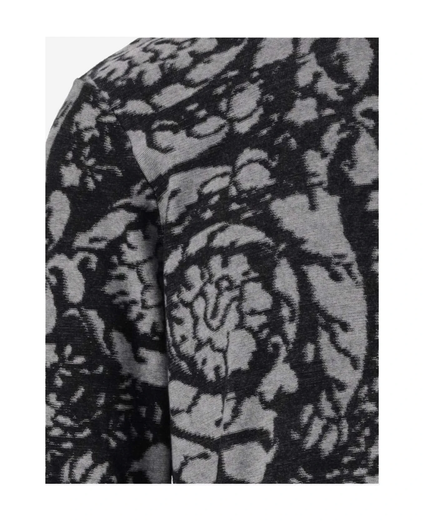 Silhouette Baroque Sweater Versace Silhouette Baroque Sweater -Italist Clothing Sale 39c4d41b17015bc0333cafc11c70b65c