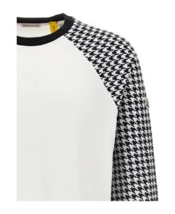 T-shirt Moncler Genius X Fragment 4 T-shirt Moncler Genius X Fragment -Italist Clothing Sale 4a3f9e5c5ad5e525fb236809986d1d42