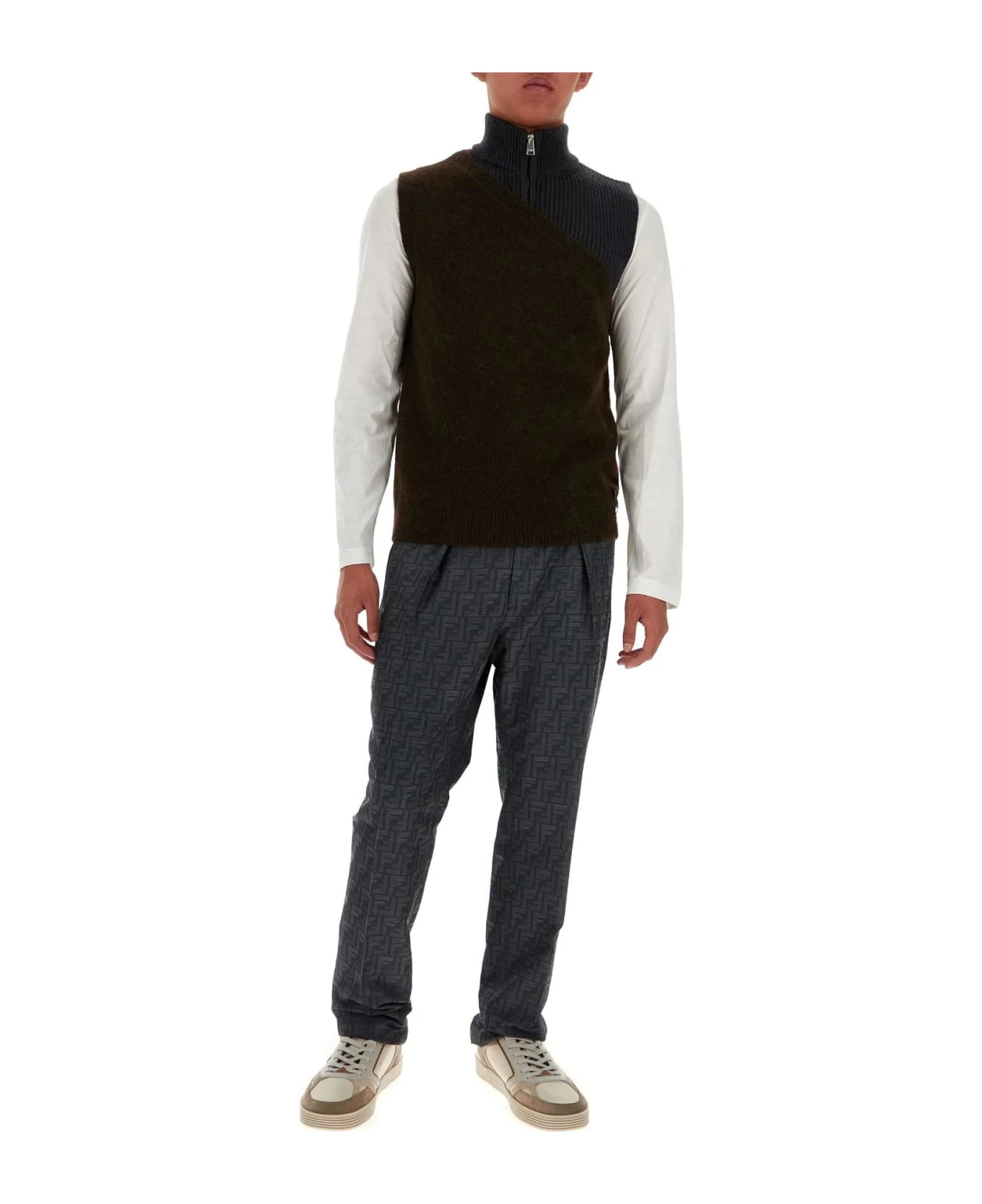 Embroidered Jacquard Pant FENDI Embroidered Jacquard Pant -Italist Clothing Sale 859f4dff6d68c0f2f0ce6c7e1898f0a5