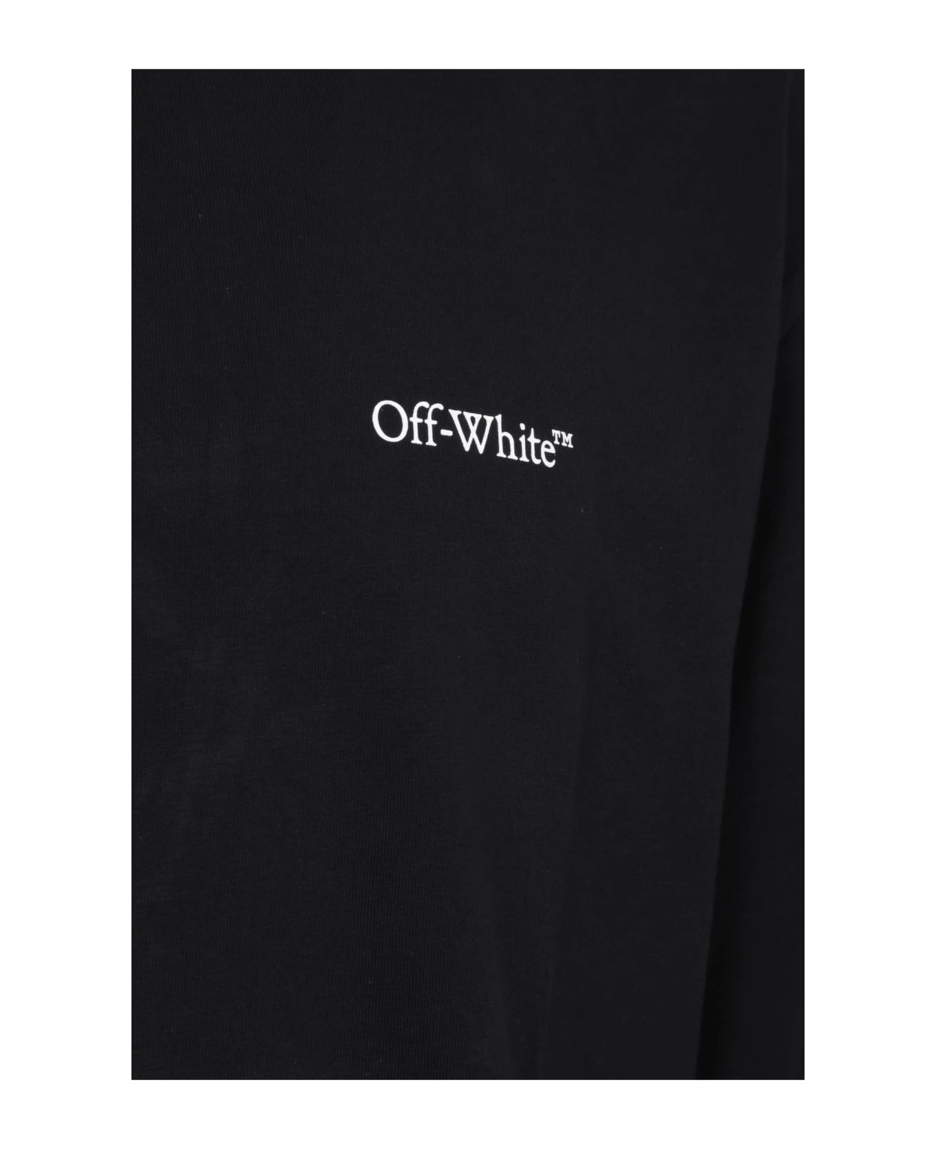 Skate T-shirt Off-White Skate T-shirt -Italist Clothing Sale e2e8f5c20b3e9b812cdbaacc5b897eb9