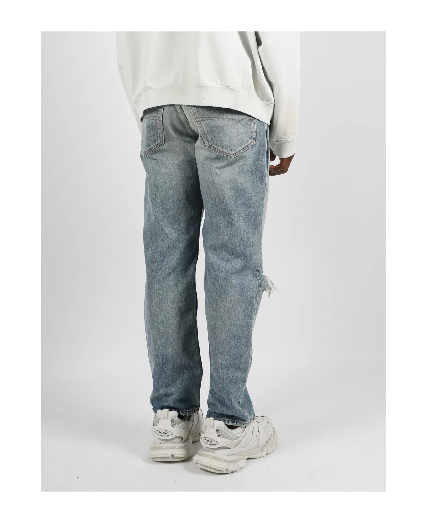 Buckle Loose Fit Jeans Balenciaga Buckle Loose Fit Jeans -Italist Clothing Sale e89ea5e52dda17ce6ab33794d0ad234a